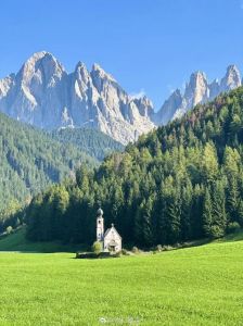 欧洲旅游需要多少钱，欧洲旅游需要多少钱一周