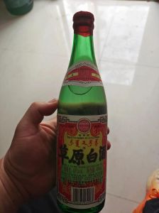 草原白酒费用38度，草原白酒65°c费用及图片